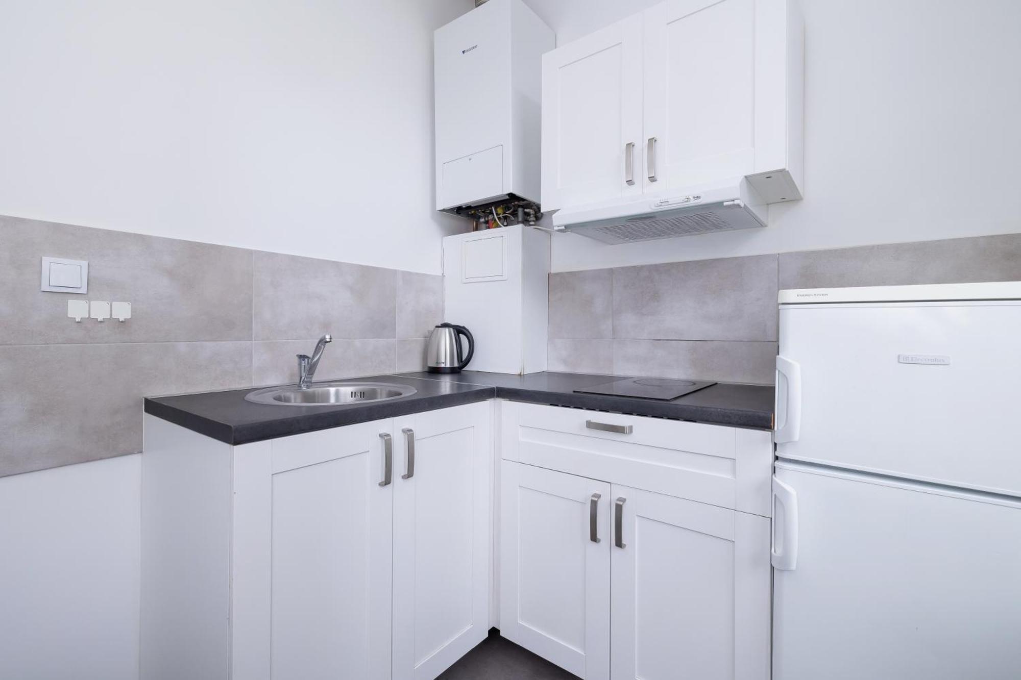 2-bedroom With Balcony - Dluga 65 Street Apartament Kraków